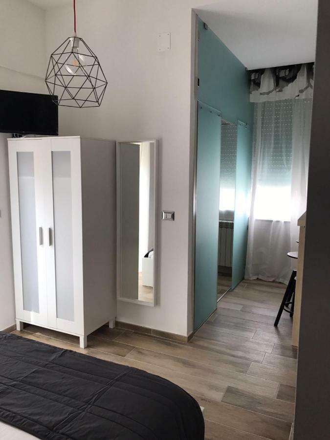 B&B Quasi In Centro 아그로폴리 외부 사진